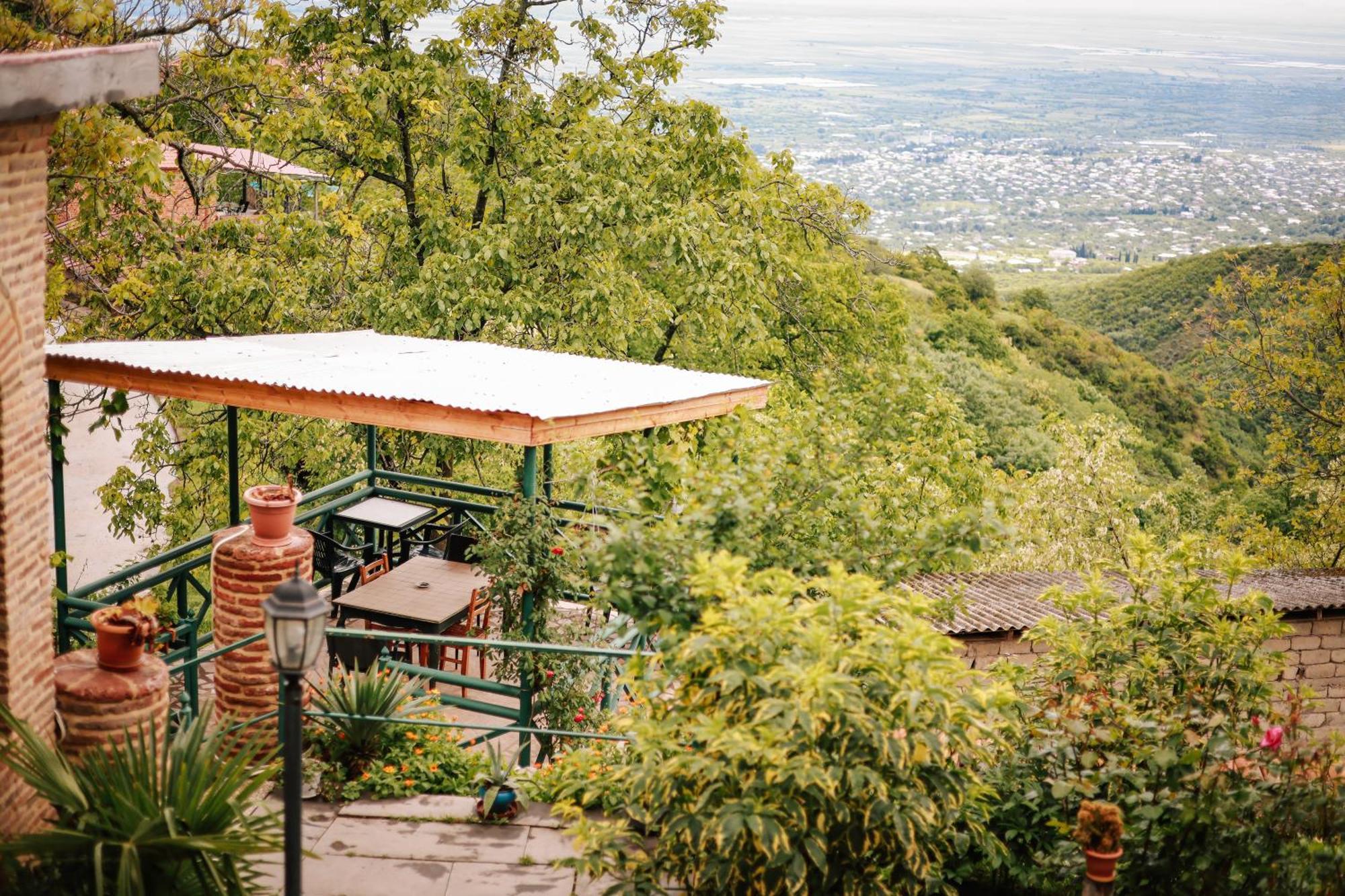 Sighnaghi Garden House Hotel ภายนอก รูปภาพ
